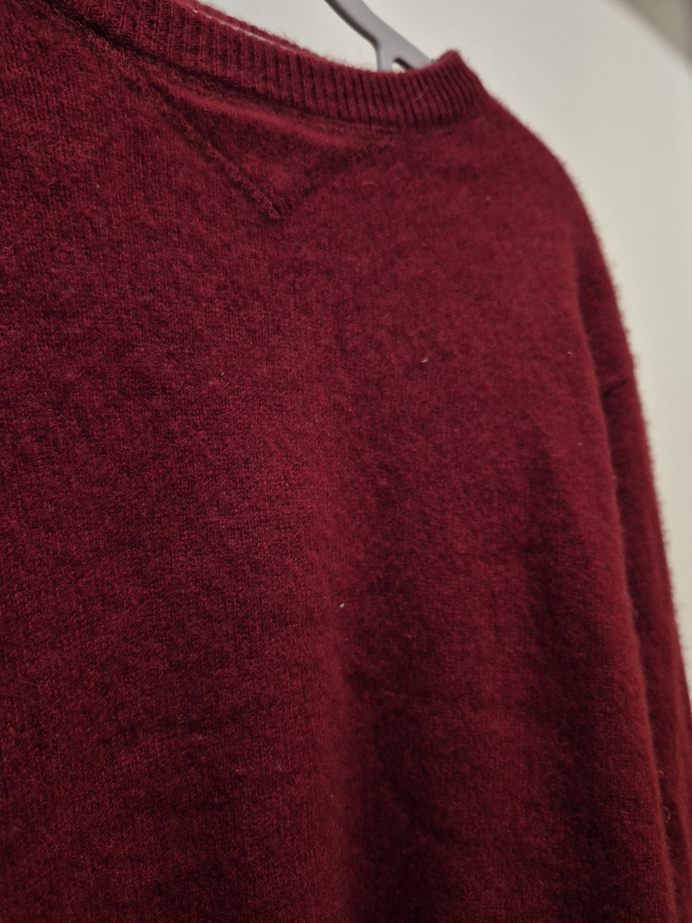 Lord & Taylor Cashmere Crewneck Sweater in Deep Wine